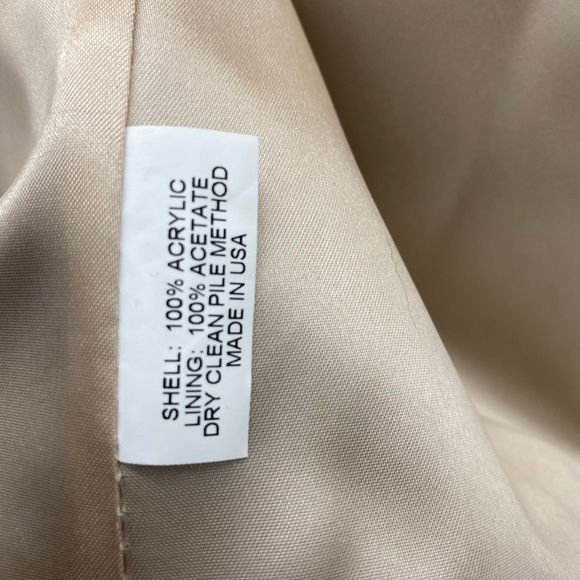 Donna Salyer’s Fabulous Furs Vest Red Fox Size SMALL - Picture 8 of 11